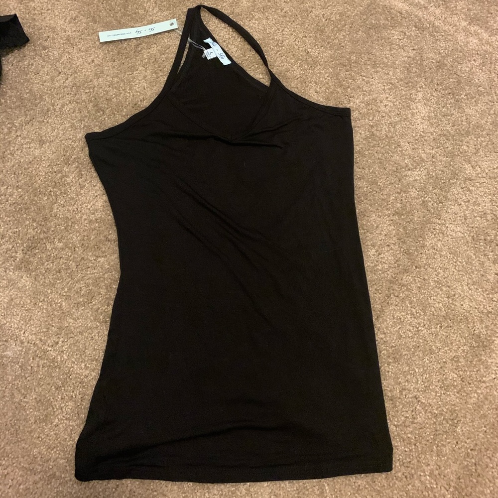 ❤️Large She & Sky razor back tank
